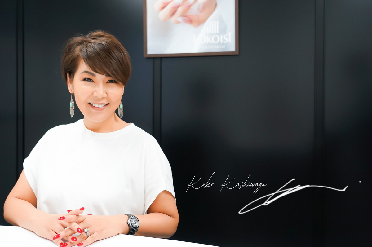 プロフェッショナルのためにプロフェッショナルが作ったジェルネイル プロフェッショナルのためにプロフェッショナルが作ったジェルネイル
